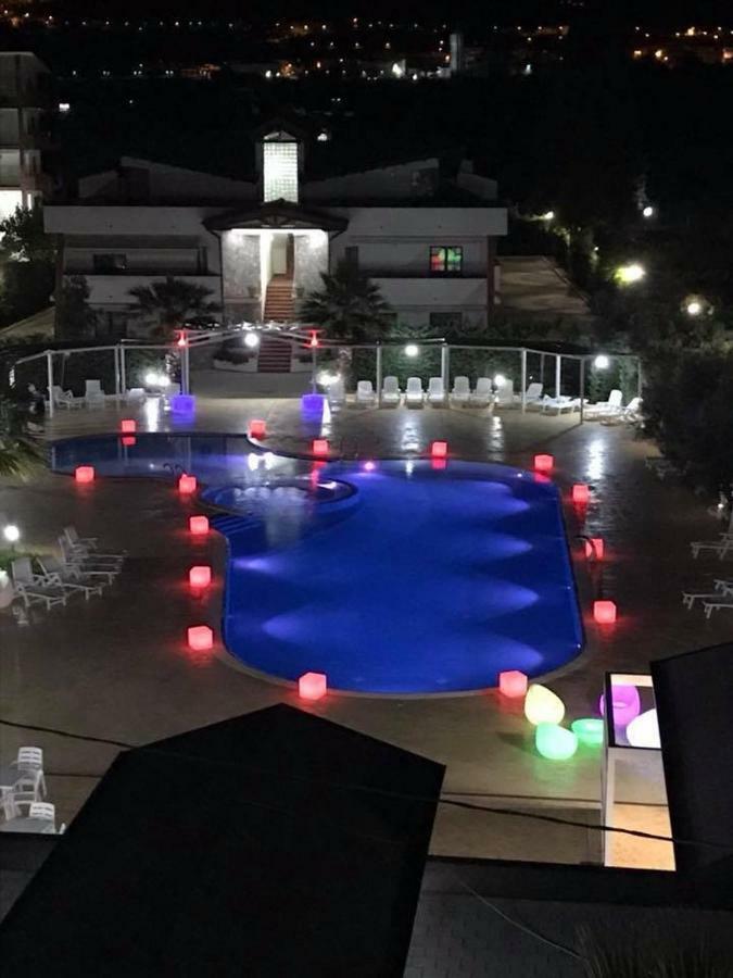 Suite Hotel Dominicus Grisolia Kültér fotó
